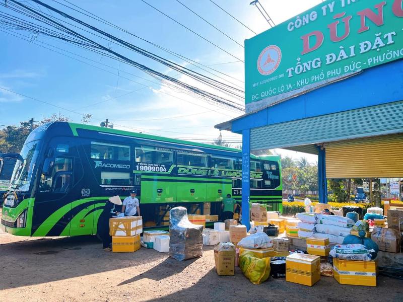 Nhà xe Dũng Lệ lịch trình linh hoạt chu đáo