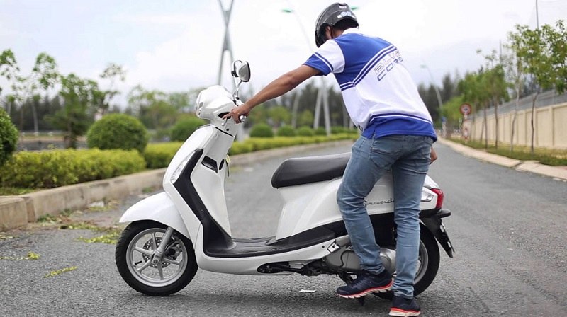 Tại sao xe máy đạp không nổ? Cách khắc phục hiệu quả