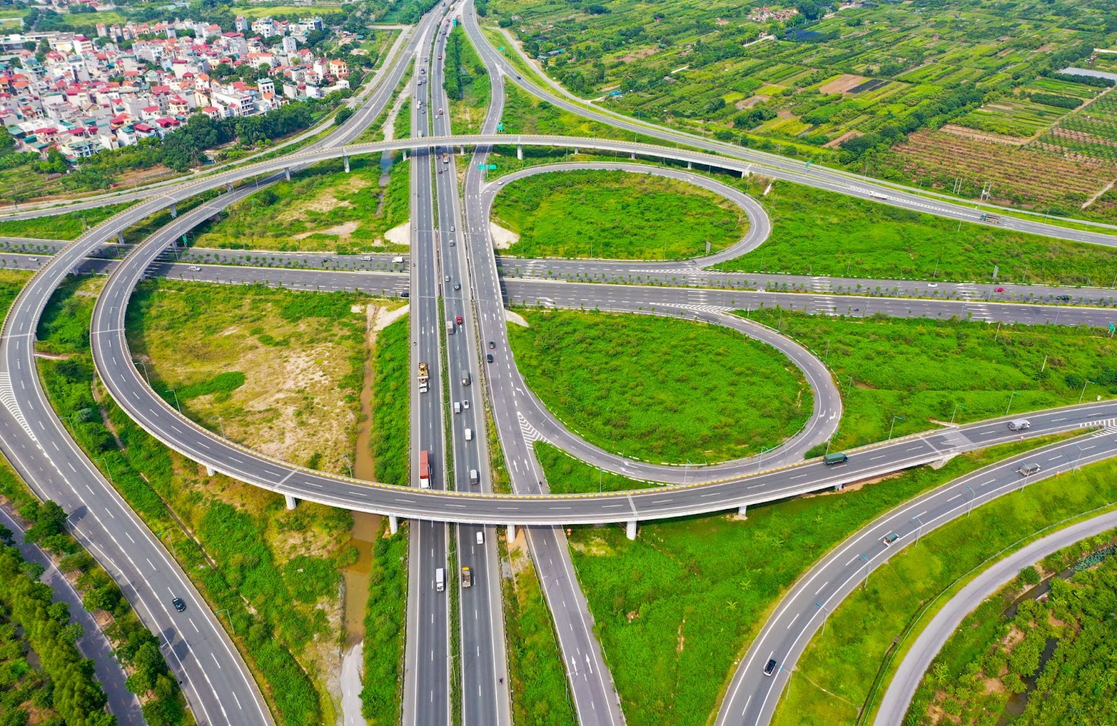 Bến xe Móng Cái tổng hợp địa chỉ, dịch vụ và lịch trình chi tiết