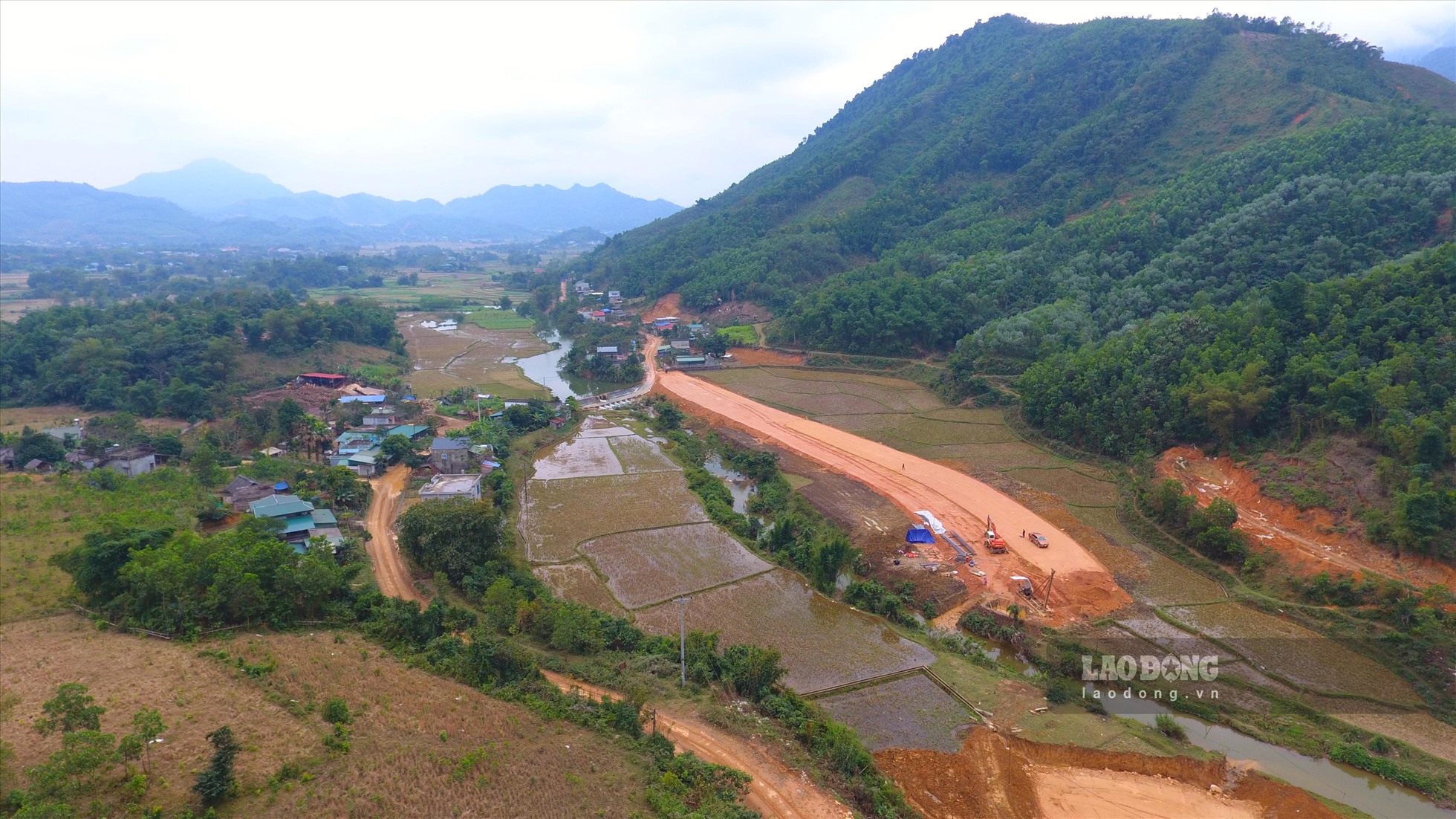 Lịch chạy Bến xe Thanh Sơn Phú Thọ, địa chỉ, số điện thoại và dịch vụ